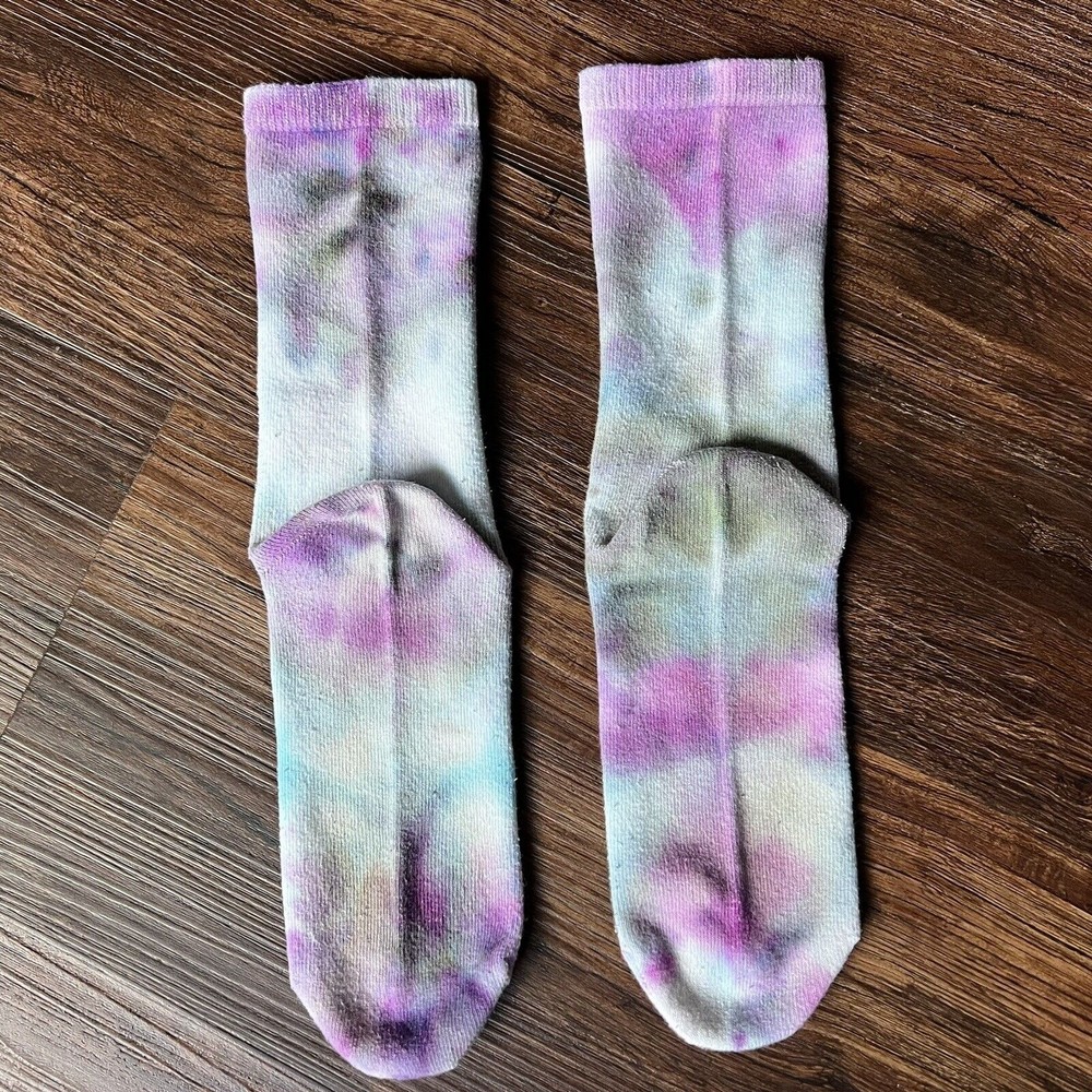 Hand Tie-Dye Women's Crew Socks Galaxy Dyed Cotton Amazon Essentials - Picture 4 of 4